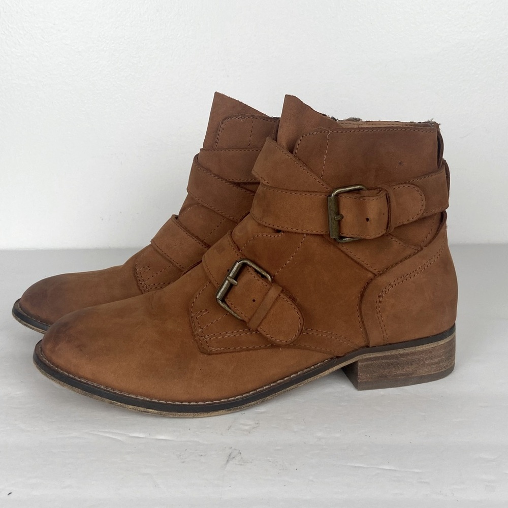 Steve Madden Teritory Women's Ankle Boots 9 Distressed‎ Brown Rider Buckles Boho